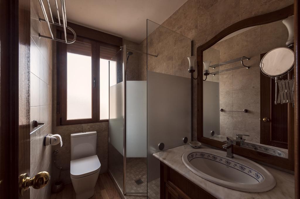 Atico-Terraza Imperial Apartment โตเลโด ห้อง รูปภาพ